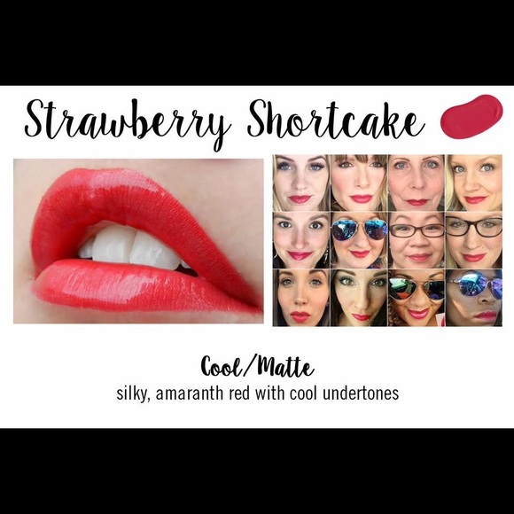 Strawberry shortcke lipsense intro kit!! Brand new - Picture 2 of 4